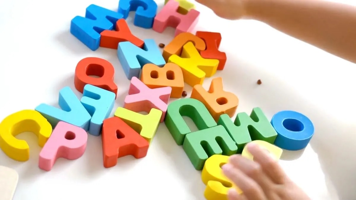 COMPLEMENTAÇÃO CURRICULAR EM LETRAS